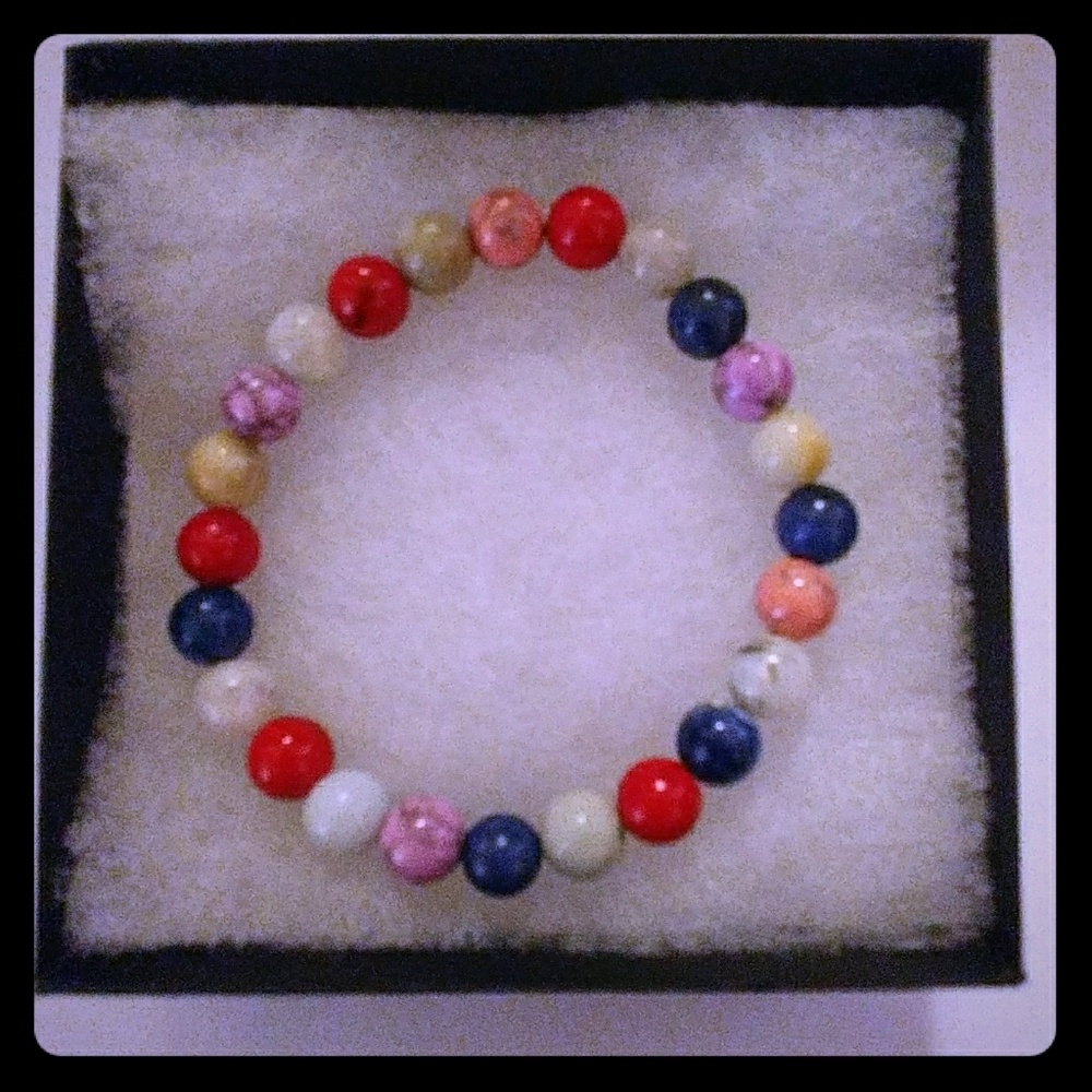 🔥CLEARANCE! Magnesite & Sodalite Stone Bracelet